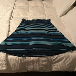 LuLaRoe Azure skirt. Blue stripped pattern. Cotton-like material. 3X